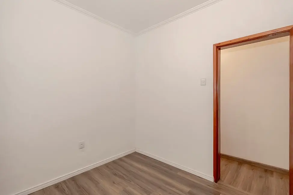 Apartamento com 2 quartos à venda, 111m2 em Rio Branco, Porto Alegre - RS - imagem 9 Foto 9 de Apartamento com 2 quartos à venda, 111m2 em Rio Branco, Porto Alegre - RS