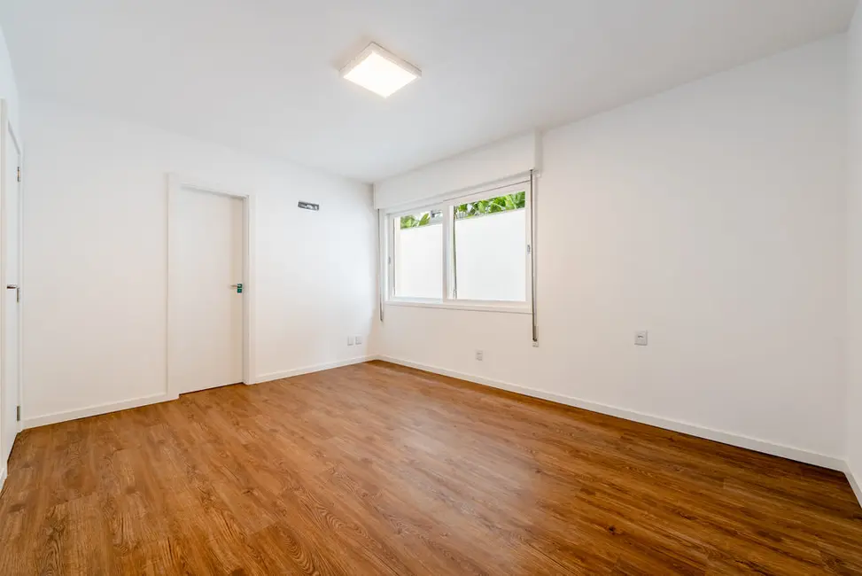 Foto 6 de Apartamento com 2 quartos à venda, 93m2 em Auxiliadora, Porto Alegre - RS