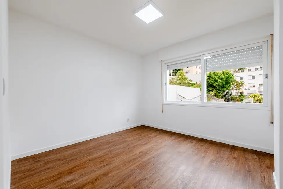 Foto 8 de Apartamento com 2 quartos à venda, 93m2 em Auxiliadora, Porto Alegre - RS