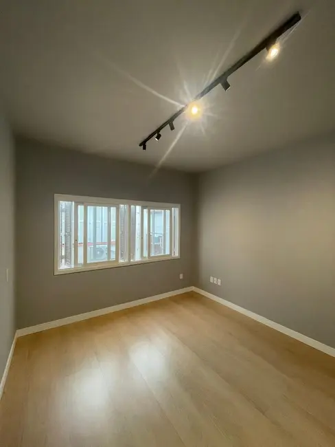 Foto 1 de Apartamento com 1 quarto à venda, 24m2 em Cidade Baixa, Porto Alegre - RS