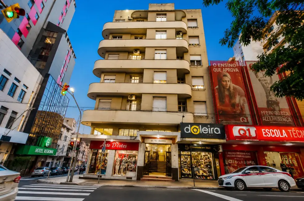 Foto 1 de Apartamento com 1 quarto à venda, 52m2 em Centro Histórico, Porto Alegre - RS