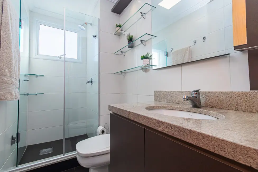 Foto 3 de Apartamento com 2 quartos à venda, 75m2 em Auxiliadora, Porto Alegre - RS