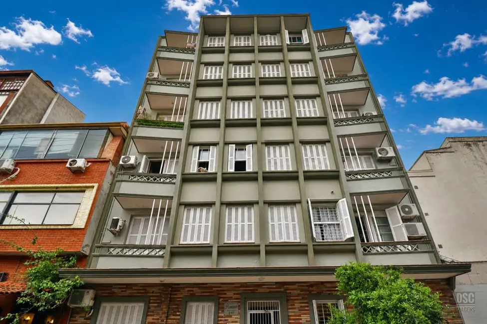 Foto 3 de Apartamento com 2 quartos à venda, 72m2 em Santana, Porto Alegre - RS