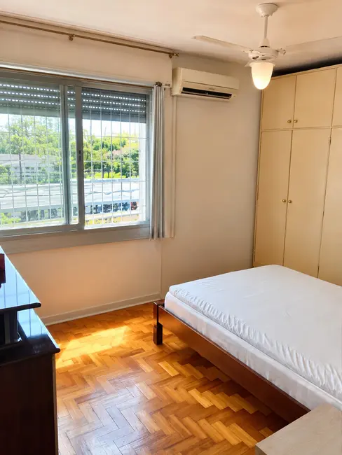 Apartamento com 2 quartos à venda, 62m2 em Vila Ipiranga, Porto Alegre - RS - imagem 6 Foto 6 de Apartamento com 2 quartos à venda, 62m2 em Vila Ipiranga, Porto Alegre - RS