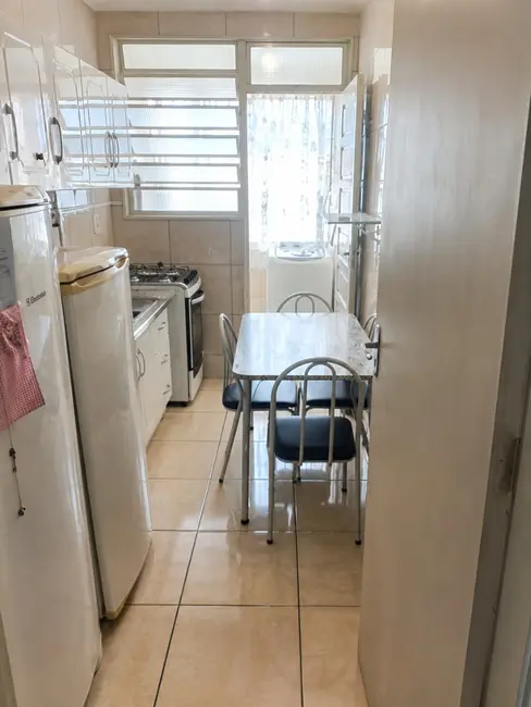 Apartamento com 2 quartos à venda, 62m2 em Vila Ipiranga, Porto Alegre - RS - imagem 7 Foto 7 de Apartamento com 2 quartos à venda, 62m2 em Vila Ipiranga, Porto Alegre - RS