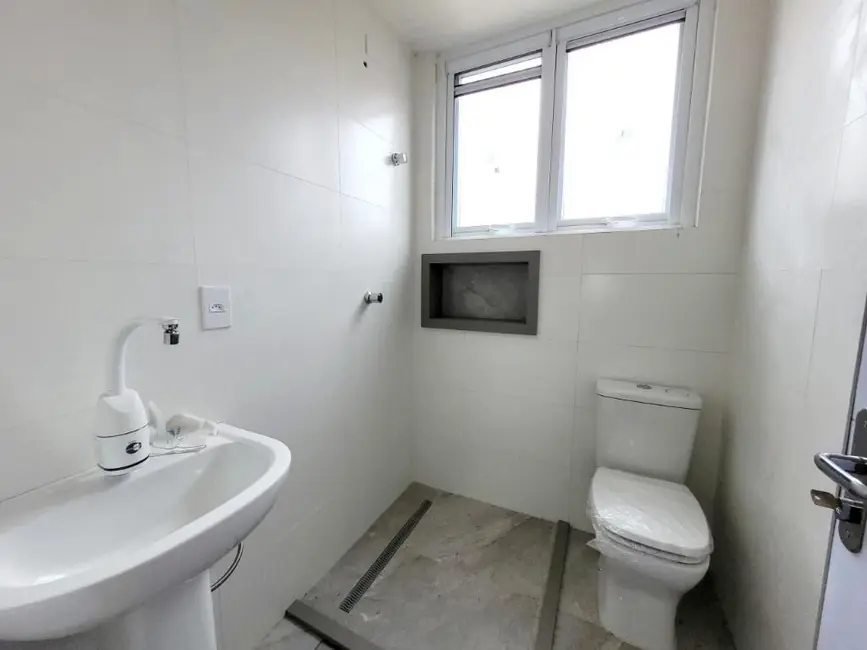 Foto 9 de Apartamento com 1 quarto à venda, 37m2 em Jardim do Salso, Porto Alegre - RS