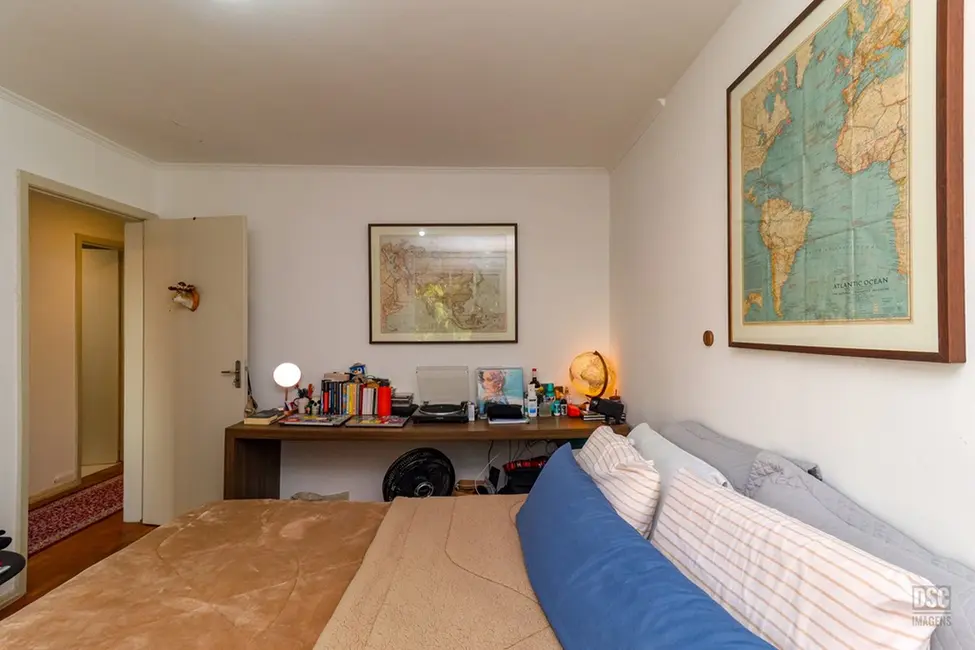 Foto 7 de Apartamento com 2 quartos à venda, 70m2 em Auxiliadora, Porto Alegre - RS
