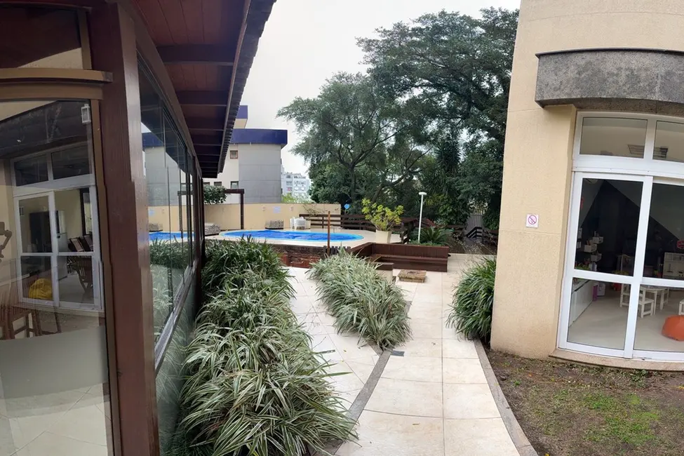 Apartamento com 3 quartos à venda, 85m2 em Petrópolis, Porto Alegre - RS - imagem 7 Foto 7 de Apartamento com 3 quartos à venda, 85m2 em Petrópolis, Porto Alegre - RS