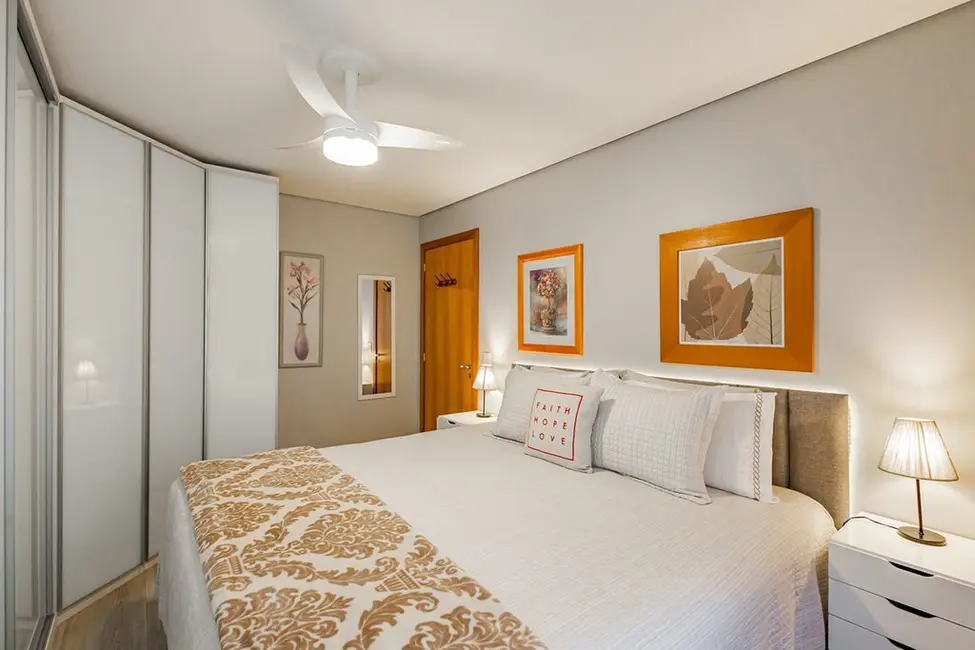 Foto 2 de Apartamento com 2 quartos à venda, 71m2 em Boa Vista, Porto Alegre - RS