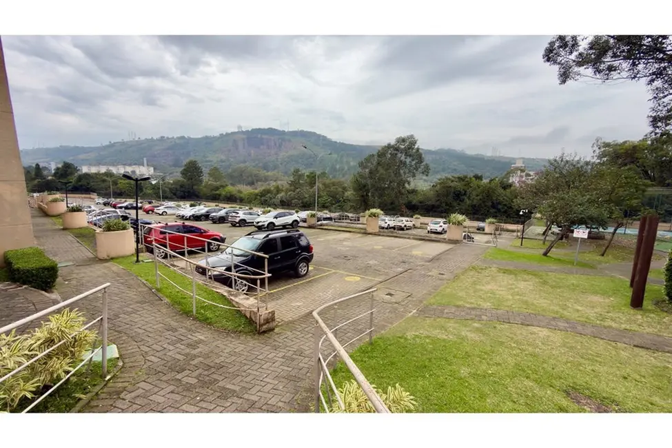 Apartamento com 3 quartos à venda, 68m2 em Jardim Carvalho, Porto Alegre - RS - imagem 4 Foto 4 de Apartamento com 3 quartos à venda, 68m2 em Jardim Carvalho, Porto Alegre - RS