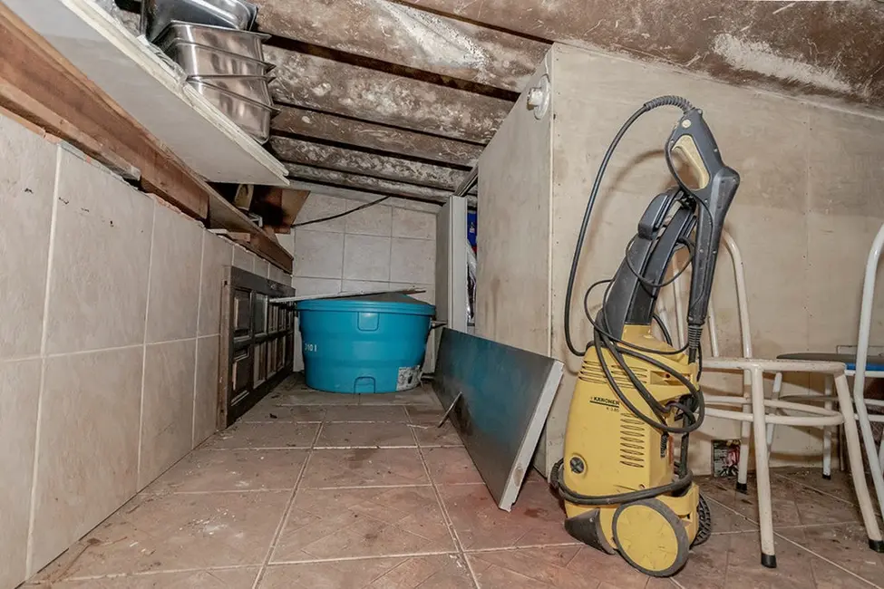 Foto 3 de Sala Comercial à venda, 80m2 em Humaitá, Porto Alegre - RS