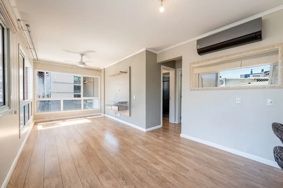 Foto 1 de Apartamento com 2 quartos à venda, 72m2 em Independência, Porto Alegre - RS