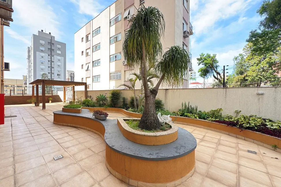 Foto 3 de Apartamento com 2 quartos à venda, 70m2 em Menino Deus, Porto Alegre - RS