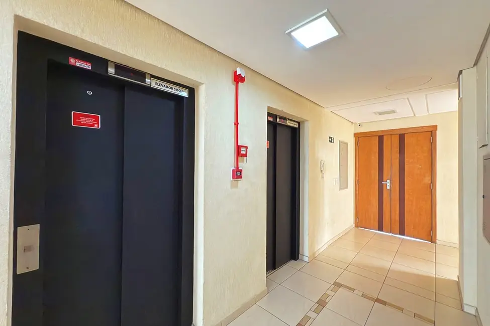 Foto 4 de Apartamento com 2 quartos à venda, 70m2 em Menino Deus, Porto Alegre - RS