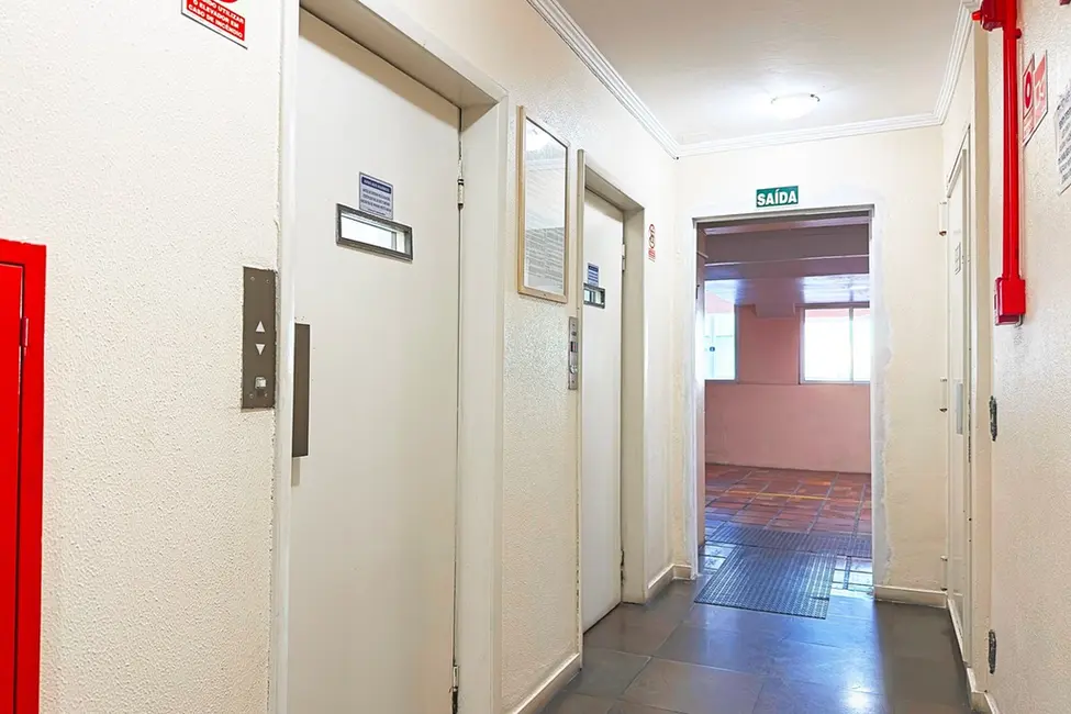 Apartamento com 1 quarto à venda, 42m2 em Centro Histórico, Porto Alegre - RS - imagem 9 Foto 9 de Apartamento com 1 quarto à venda, 42m2 em Centro Histórico, Porto Alegre - RS