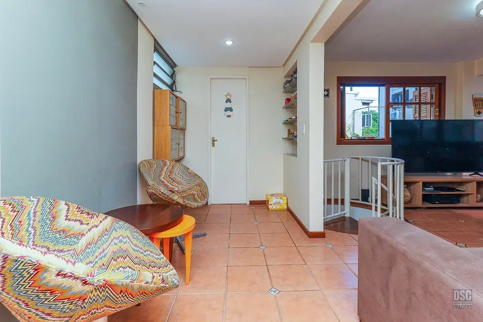 Cobertura com 2 quartos à venda, 99m2 em Santana, Porto Alegre - RS - imagem 3 Foto 3 de Cobertura com 2 quartos à venda, 99m2 em Santana, Porto Alegre - RS