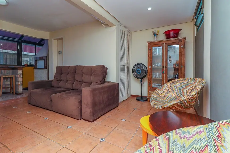 Cobertura com 2 quartos à venda, 99m2 em Santana, Porto Alegre - RS - imagem 6 Foto 6 de Cobertura com 2 quartos à venda, 99m2 em Santana, Porto Alegre - RS