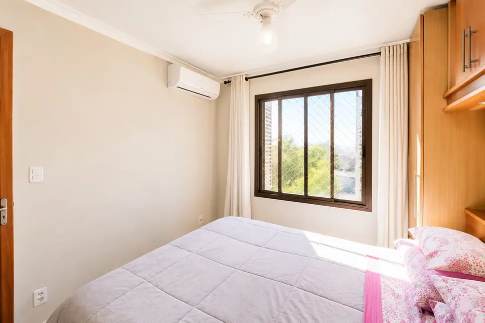 Foto 7 de Apartamento com 2 quartos à venda, 72m2 em Tristeza, Porto Alegre - RS