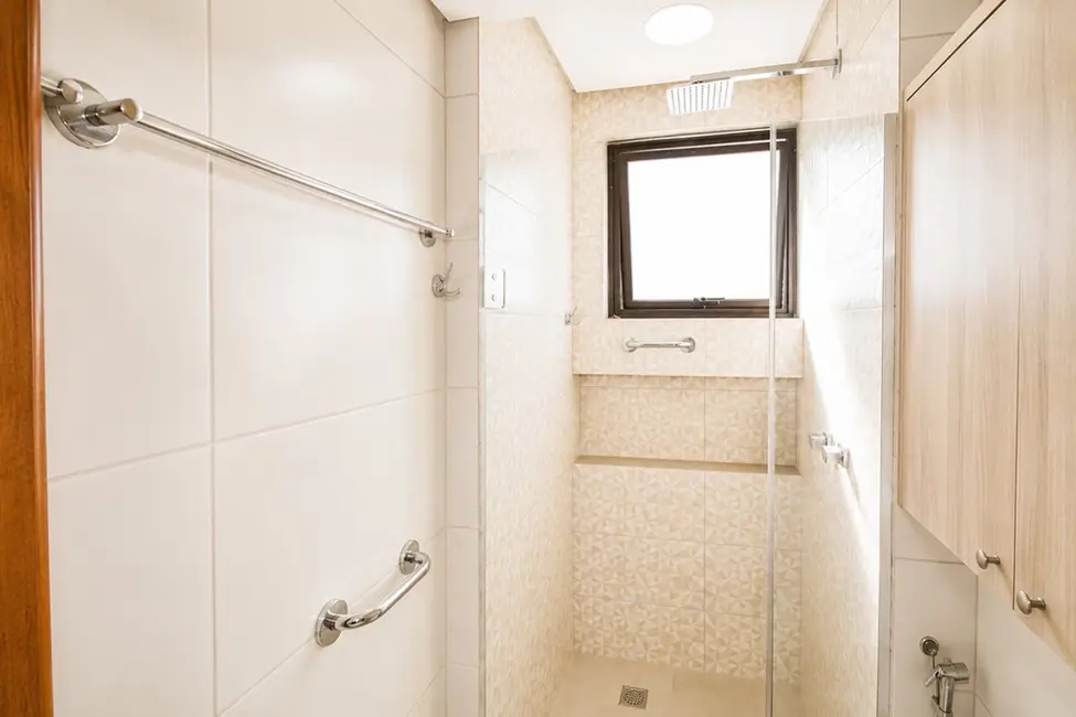 Foto 4 de Apartamento com 2 quartos à venda, 72m2 em Tristeza, Porto Alegre - RS