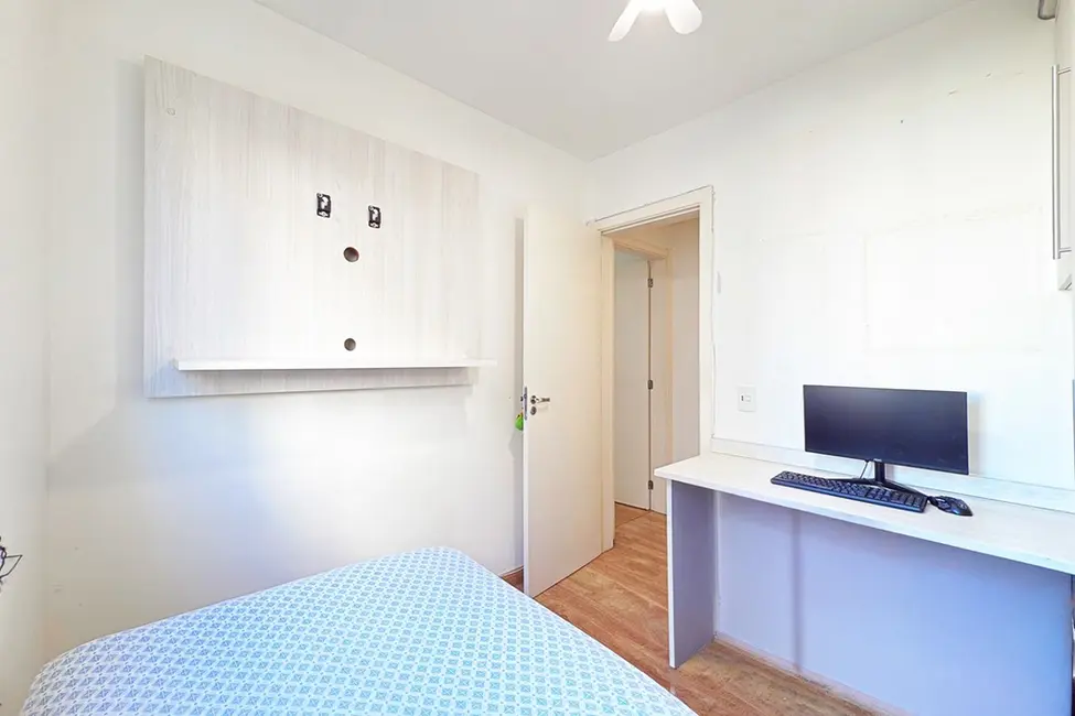 Apartamento com 3 quartos à venda, 61m2 em Cavalhada, Porto Alegre - RS - imagem 3 Foto 3 de Apartamento com 3 quartos à venda, 61m2 em Cavalhada, Porto Alegre - RS