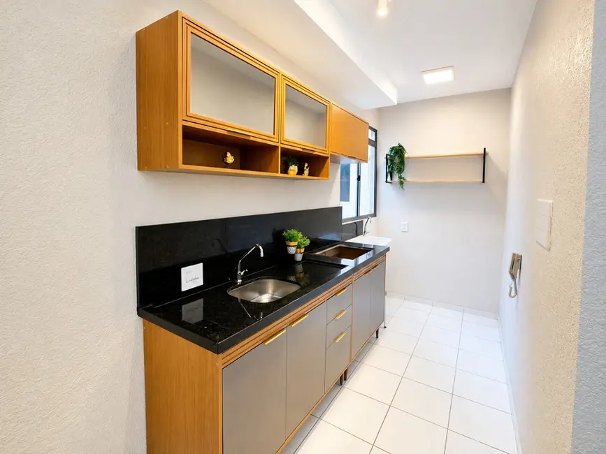 Foto 6 de Apartamento com 2 quartos à venda, 40m2 em Hípica, Porto Alegre - RS