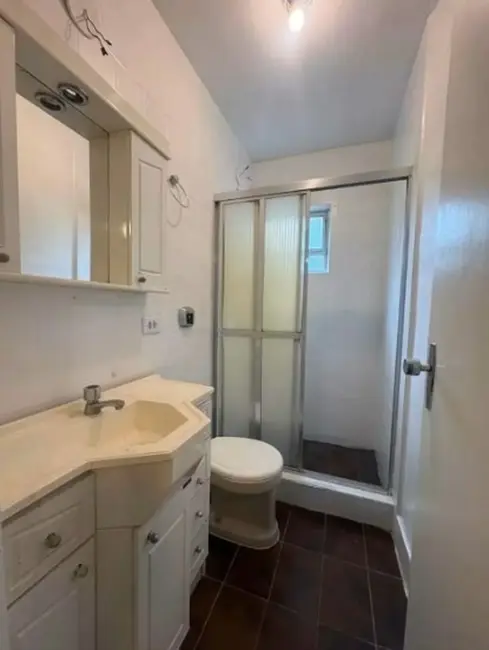 Apartamento com 1 quarto à venda, 32m2 em Santana, Porto Alegre - RS - imagem 3 Foto 3 de Apartamento com 1 quarto à venda, 32m2 em Santana, Porto Alegre - RS