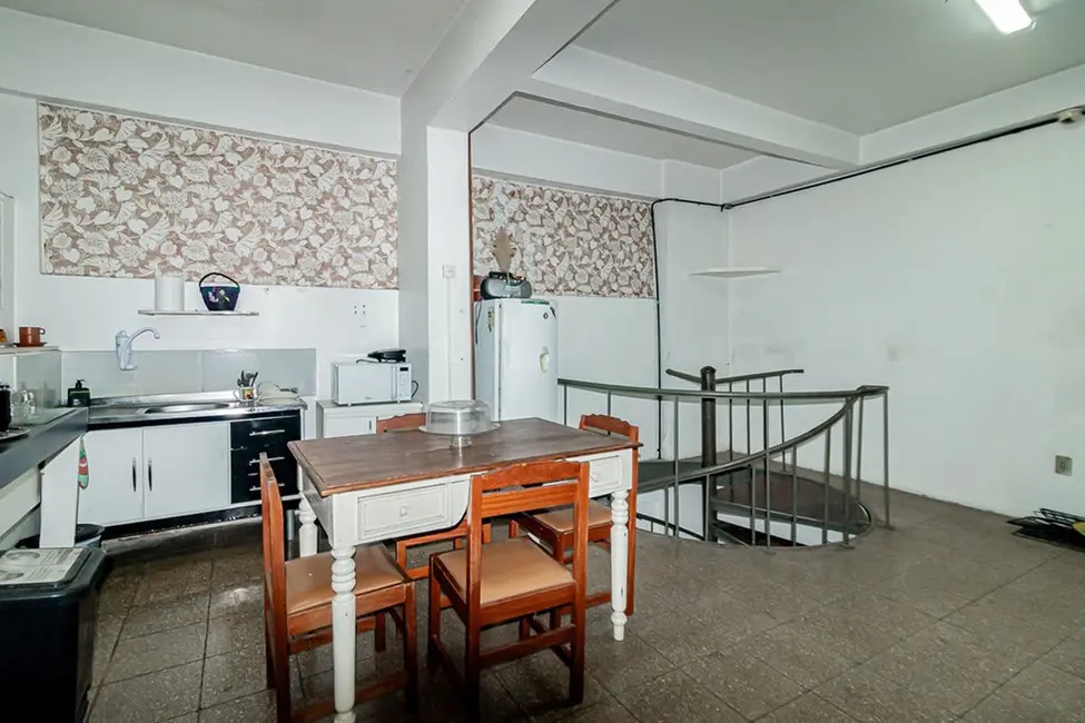 Sala Comercial à venda, 126m2 em Centro Histórico, Porto Alegre - RS - imagem 4 Foto 4 de Sala Comercial à venda, 126m2 em Centro Histórico, Porto Alegre - RS