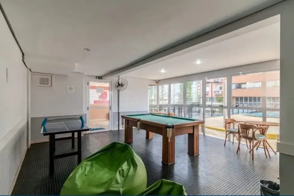 Apartamento com 3 quartos à venda, 95m2 em Vila Ipiranga, Porto Alegre - RS - imagem 9 Foto 9 de Apartamento com 3 quartos à venda, 95m2 em Vila Ipiranga, Porto Alegre - RS