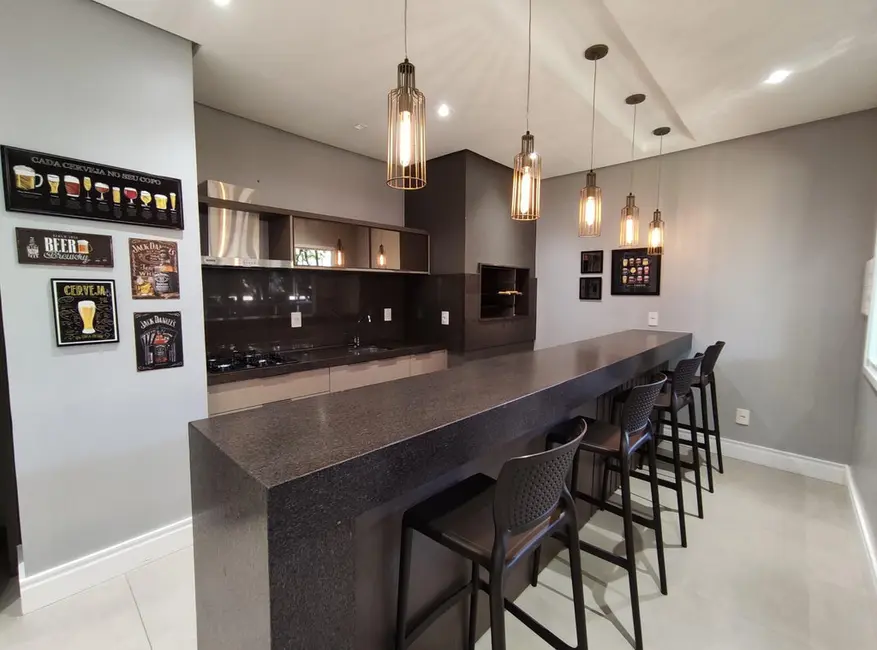 Apartamento com 3 quartos à venda, 68m2 em Santo Antônio, Porto Alegre - RS - imagem 9 Foto 9 de Apartamento com 3 quartos à venda, 68m2 em Santo Antônio, Porto Alegre - RS