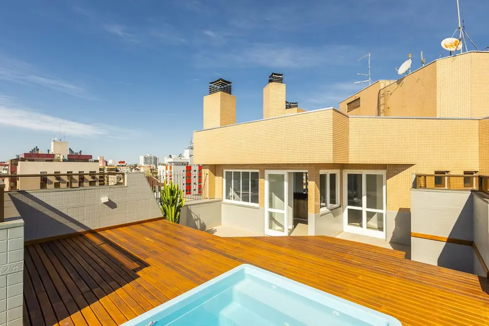 Cobertura com 3 quartos à venda, 277m2 em Jardim Lindóia, Porto Alegre - RS - imagem 1 Foto 1 de Cobertura com 3 quartos à venda, 277m2 em Jardim Lindóia, Porto Alegre - RS
