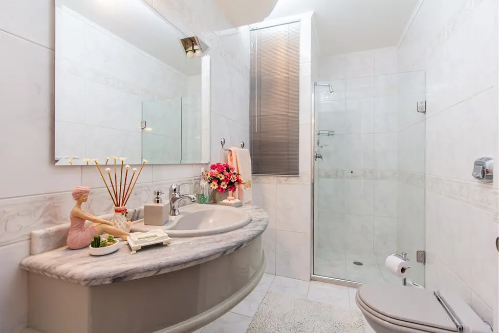 Apartamento com 3 quartos à venda, 130m2 em Jardim Lindóia, Porto Alegre - RS - imagem 2 Foto 2 de Apartamento com 3 quartos à venda, 130m2 em Jardim Lindóia, Porto Alegre - RS
