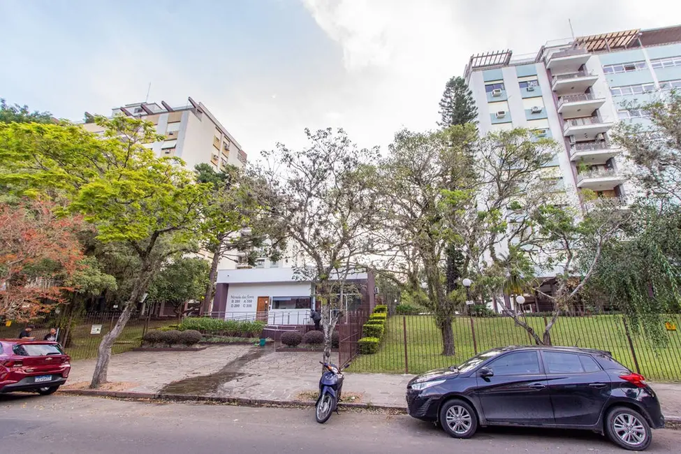 Apartamento com 3 quartos à venda, 130m2 em Jardim Lindóia, Porto Alegre - RS - imagem 1 Foto 1 de Apartamento com 3 quartos à venda, 130m2 em Jardim Lindóia, Porto Alegre - RS