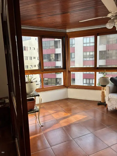 Foto 1 de Apartamento com 3 quartos à venda, 122m2 em Jardim Lindóia, Porto Alegre - RS