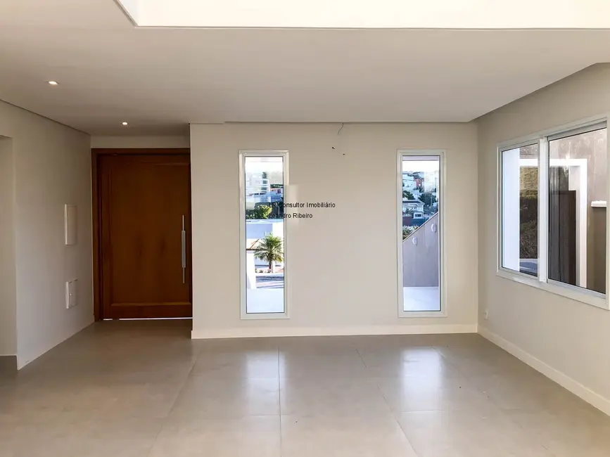 Casa de Condomínio com 3 quartos à venda, 270m2 em Braganca Paulista - SP - imagem 9 Foto 9 de Casa de Condomínio com 3 quartos à venda, 270m2 em Braganca Paulista - SP