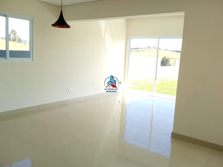 Casa de Condomínio com 4 quartos à venda e para alugar, 255m2 em Condomínio Terras de Santa Cruz, Braganca Paulista - SP - imagem 9 Foto 9 de Casa de Condomínio com 4 quartos à venda e para alugar, 255m2 em Condomínio Terras de Santa Cruz, Braganca Paulista - SP