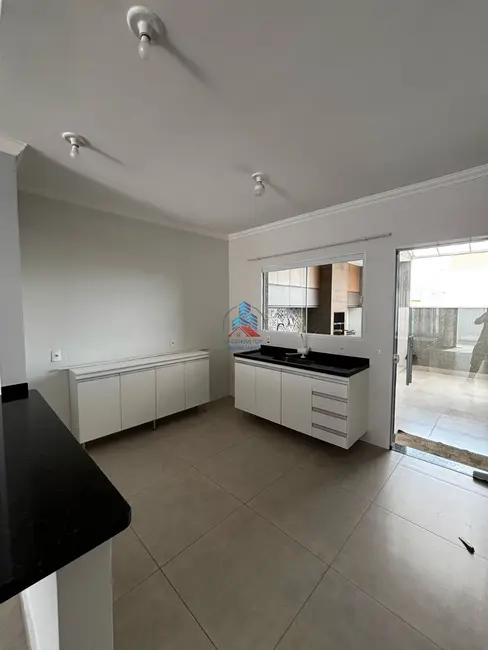 Foto 8 de Casa com 2 quartos à venda, 100m2 em Residencial Quinta dos Vinhedos, Braganca Paulista - SP