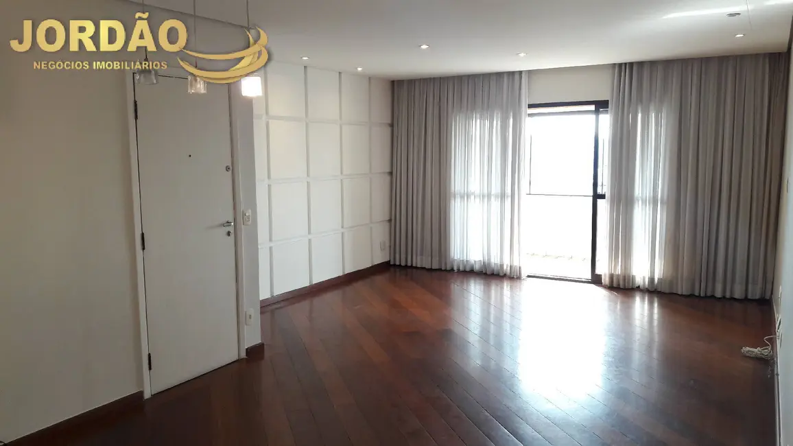Foto 2 de Apartamento com 4 quartos para alugar, 158m2 em Alphaville Residencial Um, Barueri - SP
