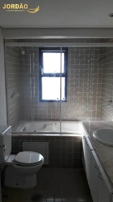 Foto 5 de Apartamento com 4 quartos para alugar, 158m2 em Alphaville Residencial Um, Barueri - SP