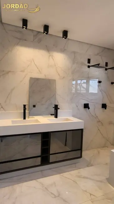 Foto 6 de Casa de Condomínio com 4 quartos à venda, 343m2 em Itaqui, Itapevi - SP