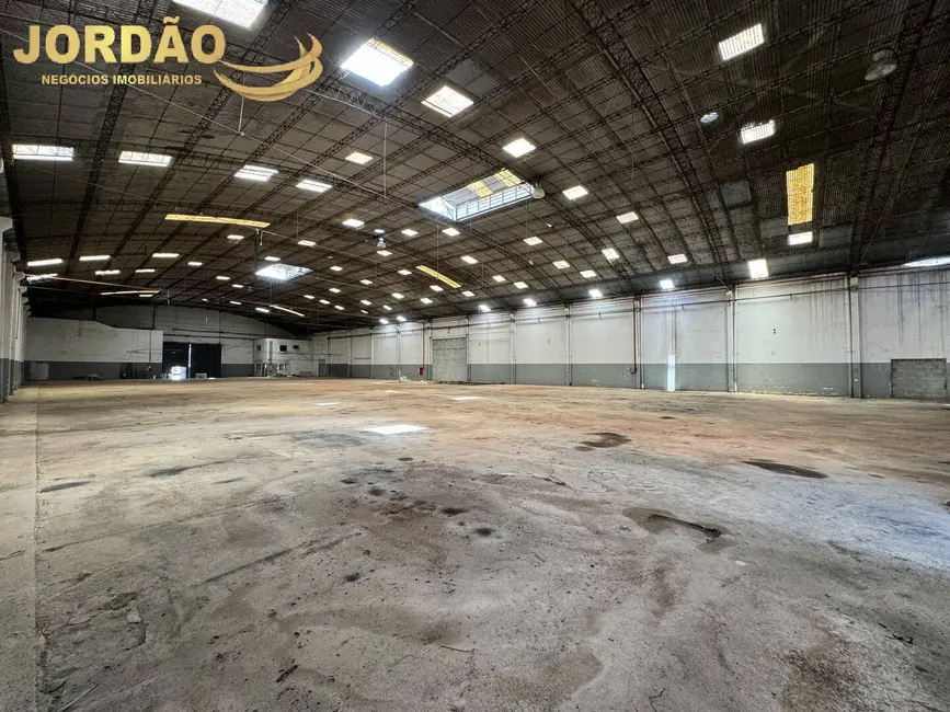 Armazém / Galpão para alugar, 6293m2 em Centro, Barueri - SP - imagem 6 Foto 6 de Armazém / Galpão para alugar, 6293m2 em Centro, Barueri - SP