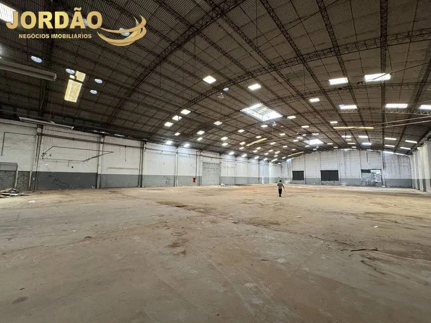 Armazém / Galpão para alugar, 6293m2 em Centro, Barueri - SP - imagem 5 Foto 5 de Armazém / Galpão para alugar, 6293m2 em Centro, Barueri - SP
