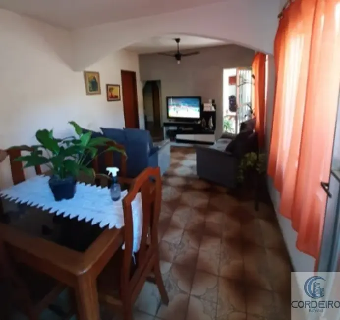 Casa com 4 quartos à venda, 119m2 em Vila São Luís, Duque De Caxias - RJ - imagem 8 Foto 8 de Casa com 4 quartos à venda, 119m2 em Vila São Luís, Duque De Caxias - RJ