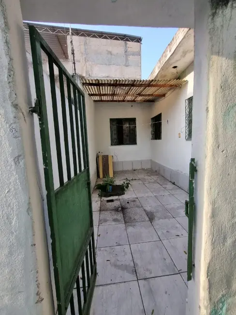 Foto 1 de Casa com 1 quarto para alugar, 40m2 em Vila Itamarati, Duque De Caxias - RJ
