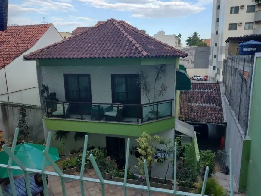Foto 2 de Casa com 5 quartos à venda, 350m2 em Jardim Vinte e Cinco de Agosto, Duque De Caxias - RJ