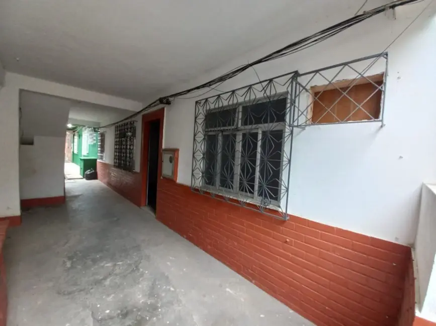 Foto 2 de Casa com 1 quarto para alugar, 50m2 em Engenho do Porto, Duque De Caxias - RJ