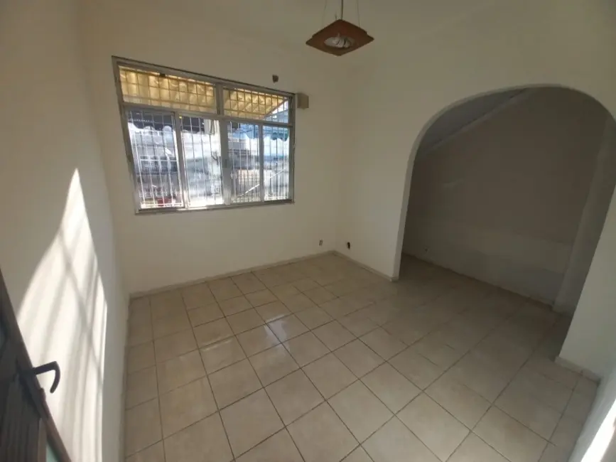 Casa com 2 quartos à venda, 70m2 em Jardim Vinte e Cinco de Agosto, Duque De Caxias - RJ - imagem 9 Foto 9 de Casa com 2 quartos à venda, 70m2 em Jardim Vinte e Cinco de Agosto, Duque De Caxias - RJ