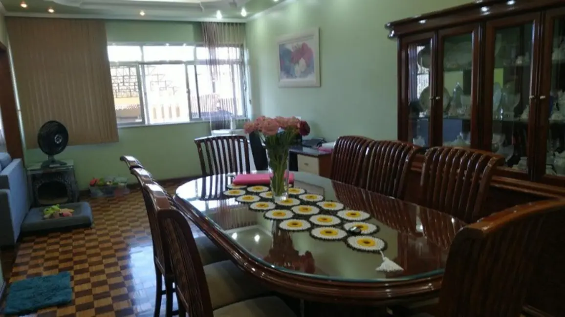 Apartamento com 3 quartos à venda, 132m2 em Jardim Vinte e Cinco de Agosto, Duque De Caxias - RJ - imagem 3 Foto 3 de Apartamento com 3 quartos à venda, 132m2 em Jardim Vinte e Cinco de Agosto, Duque De Caxias - RJ