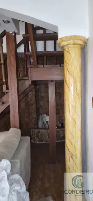 Casa com 3 quartos à venda, 179m2 em Vila São João, Duque De Caxias - RJ - imagem 8 Foto 8 de Casa com 3 quartos à venda, 179m2 em Vila São João, Duque De Caxias - RJ