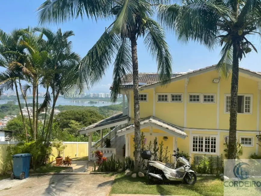 Casa de Condomínio com 4 quartos à venda, 332m2 em Itanhangá, Rio De Janeiro - RJ - imagem 3 Foto 3 de Casa de Condomínio com 4 quartos à venda, 332m2 em Itanhangá, Rio De Janeiro - RJ