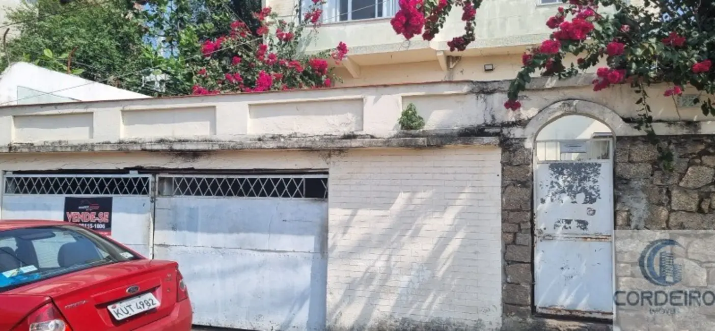 Casa com 4 quartos à venda, 130m2 em Jardim Vinte e Cinco de Agosto, Duque De Caxias - RJ - imagem 2 Foto 2 de Casa com 4 quartos à venda, 130m2 em Jardim Vinte e Cinco de Agosto, Duque De Caxias - RJ